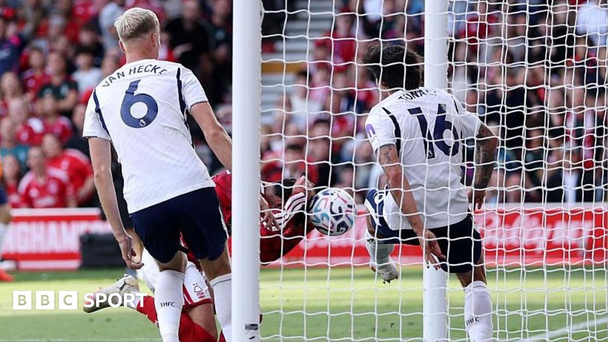 VAR Handball Controversy: Glasner and Williams Criticise Forest Disallowed Goal