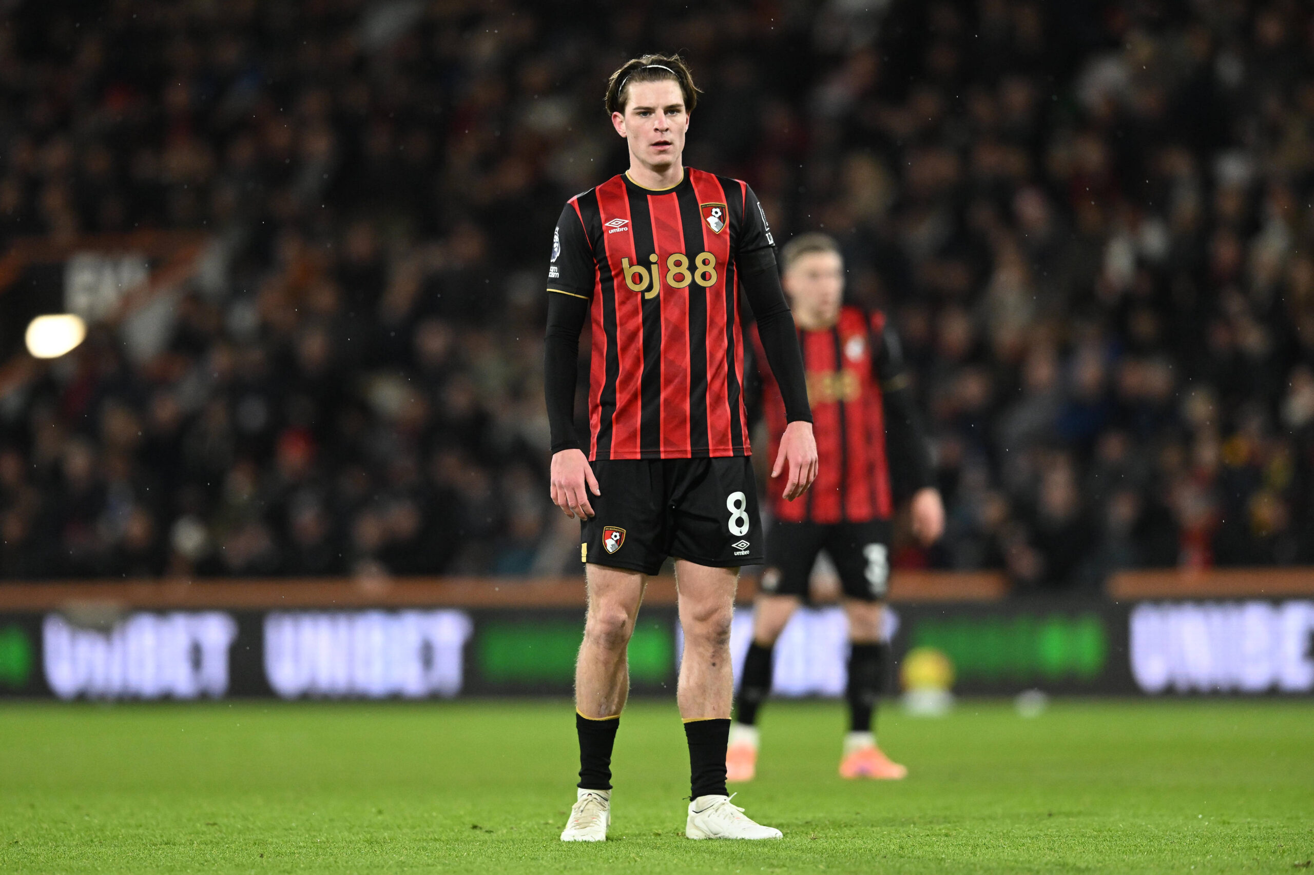 Chelsea jagt Alex Scott: Bournemouth bleibt hart