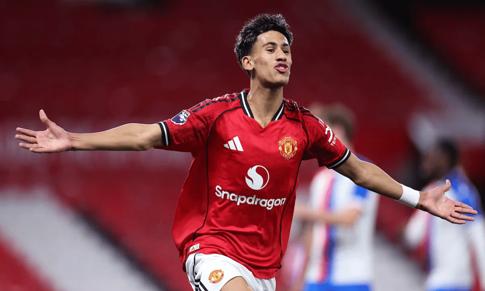 Chelsea Lead Arsenal in Race for Man Utd's JJ Gabriel