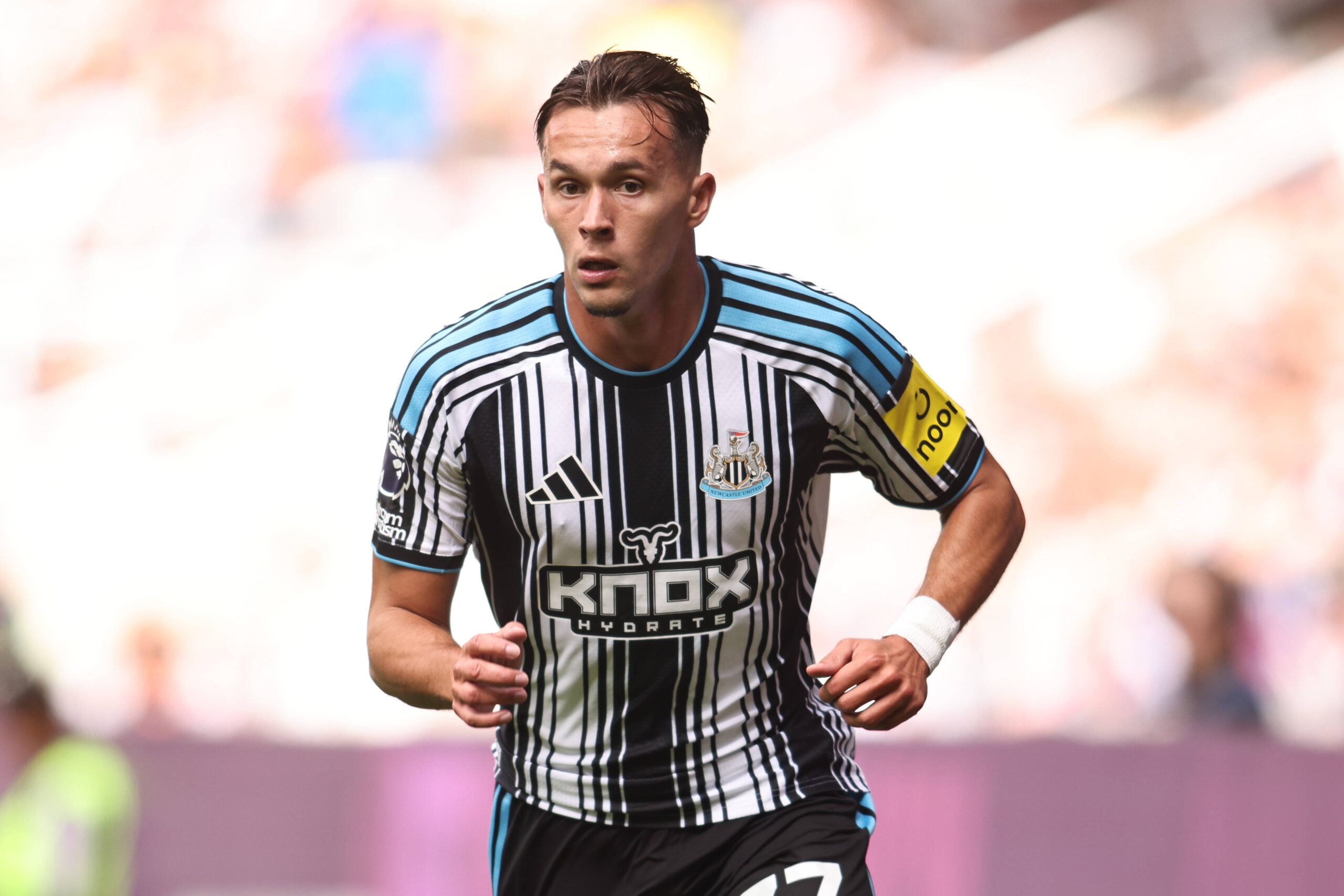 Newcastle United Predicted Lineup vs Hull City: Schar Starts, Injuries Force Jaissle Changes