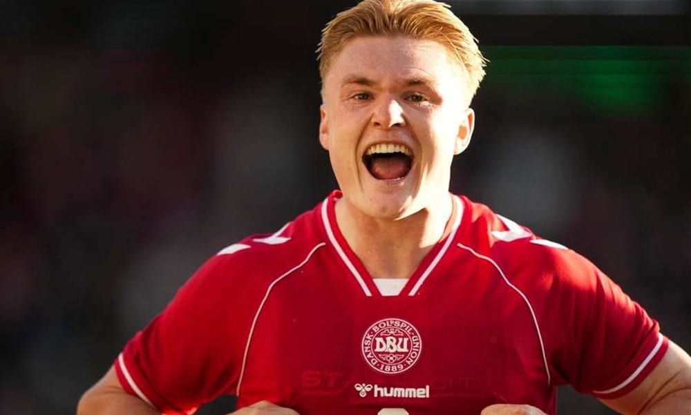 Chelsea Eye January Swoop for Strasbourg's Conrad Harder