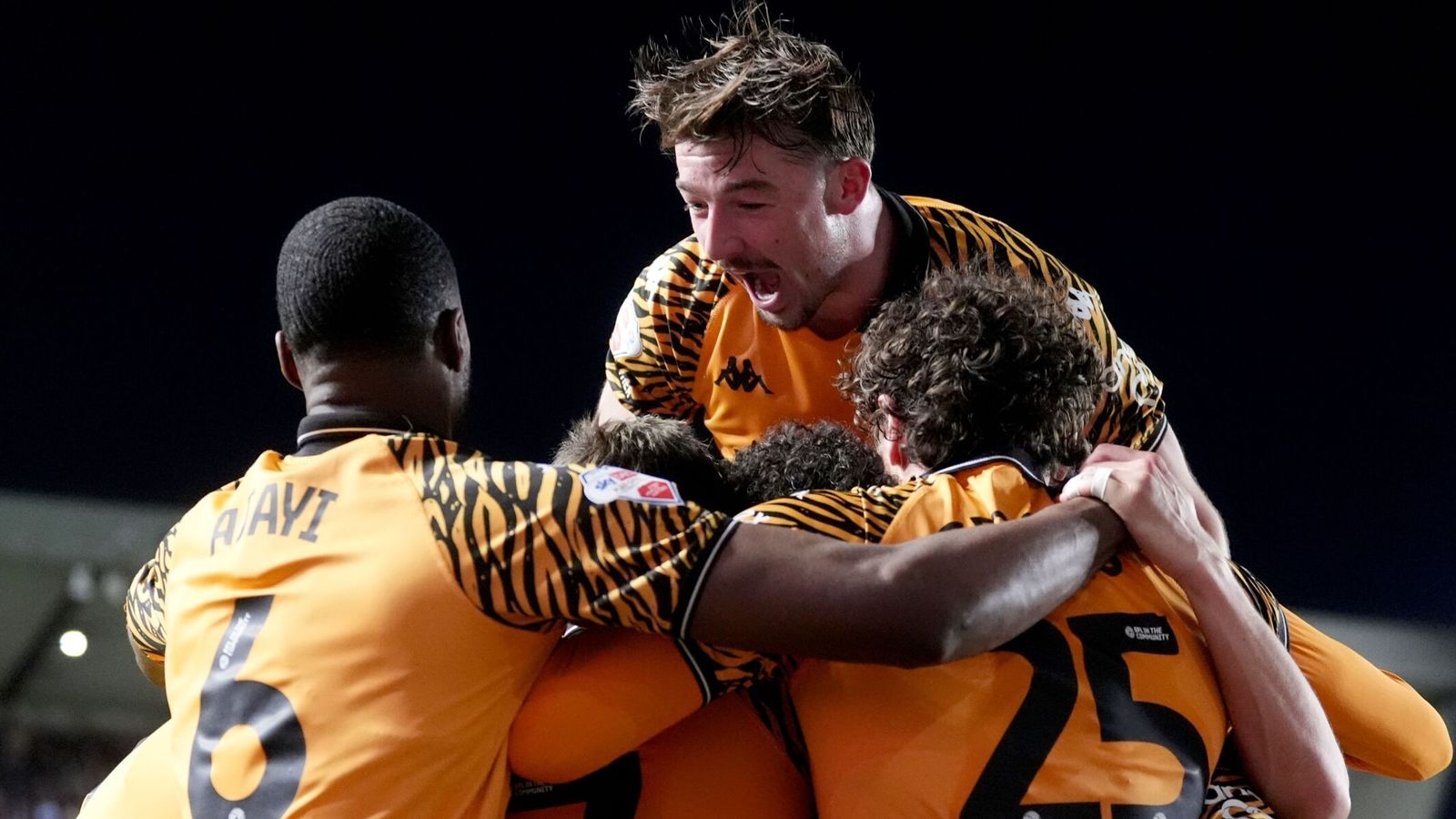 Hull City reach Championship play-off final: Millwall 0-2 (agg 0-2) match report