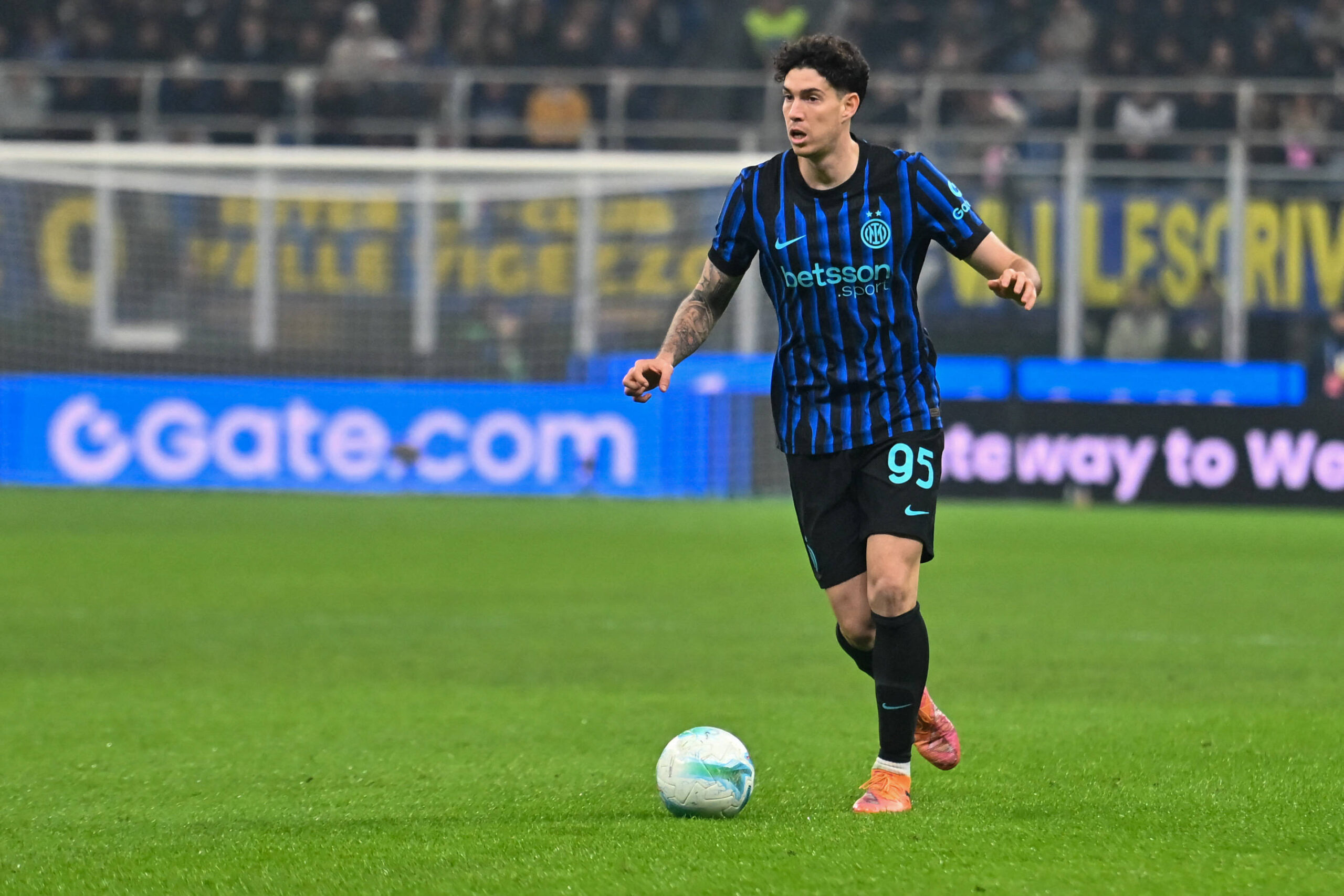 Chelsea Join Liverpool in £70m Alessandro Bastoni Race