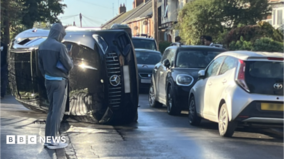 Hull City Star Lucas Gourna-Douath Crashes Car Near Training Ground