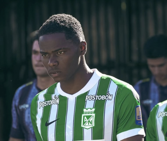 Brighton und Bournemouth scouten Kolumbien-Verteidiger Néider Parra