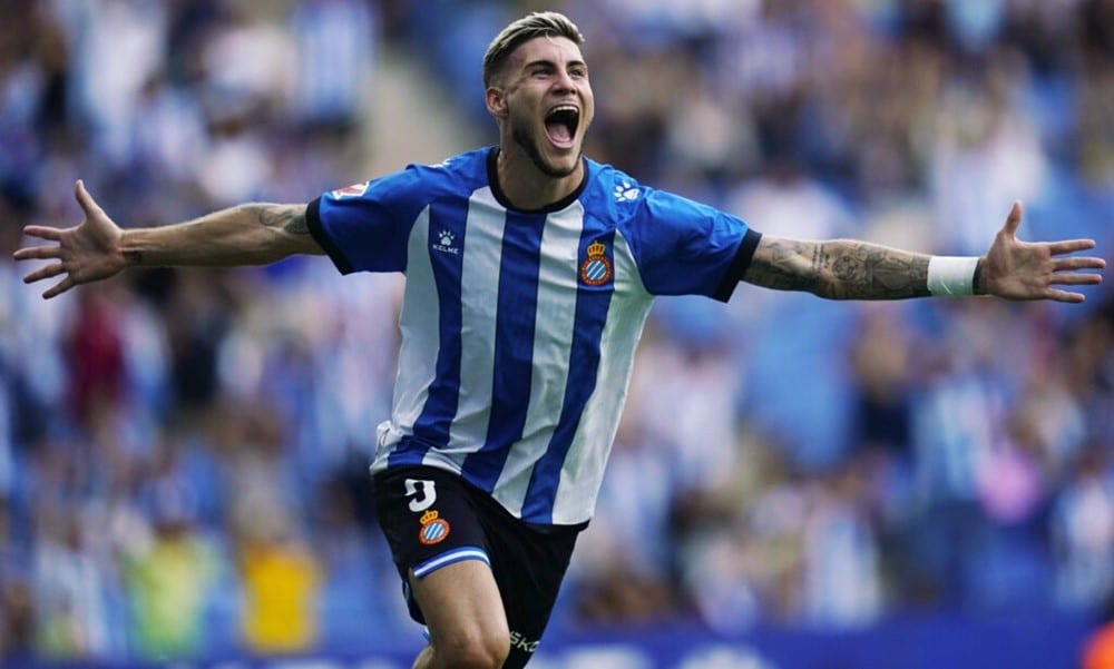 Tottenham Eye £17m Roberto Fernandez as Chelsea and Brighton Join Race