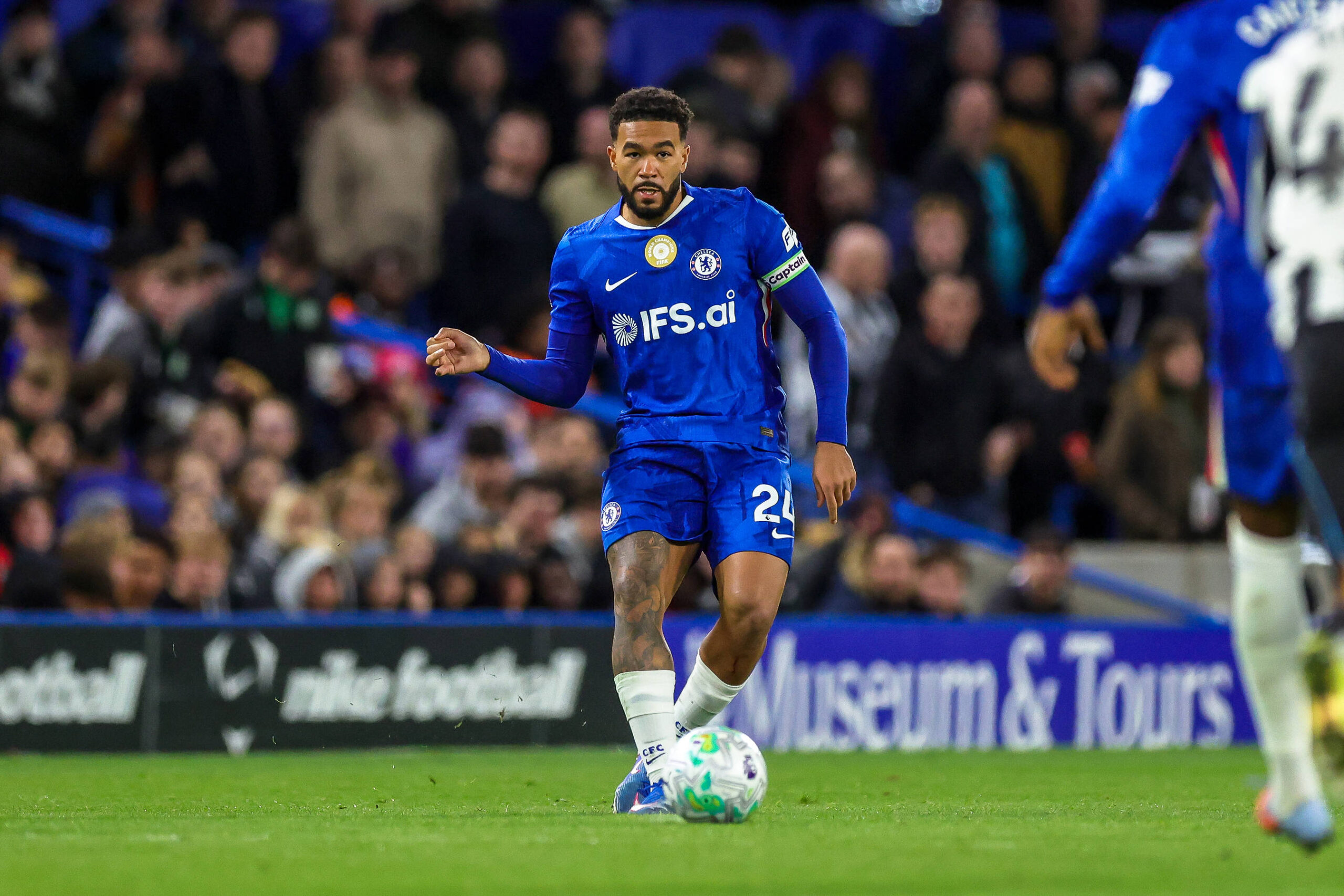 Chelsea Captain Reece James Undergoes Knee Surgery