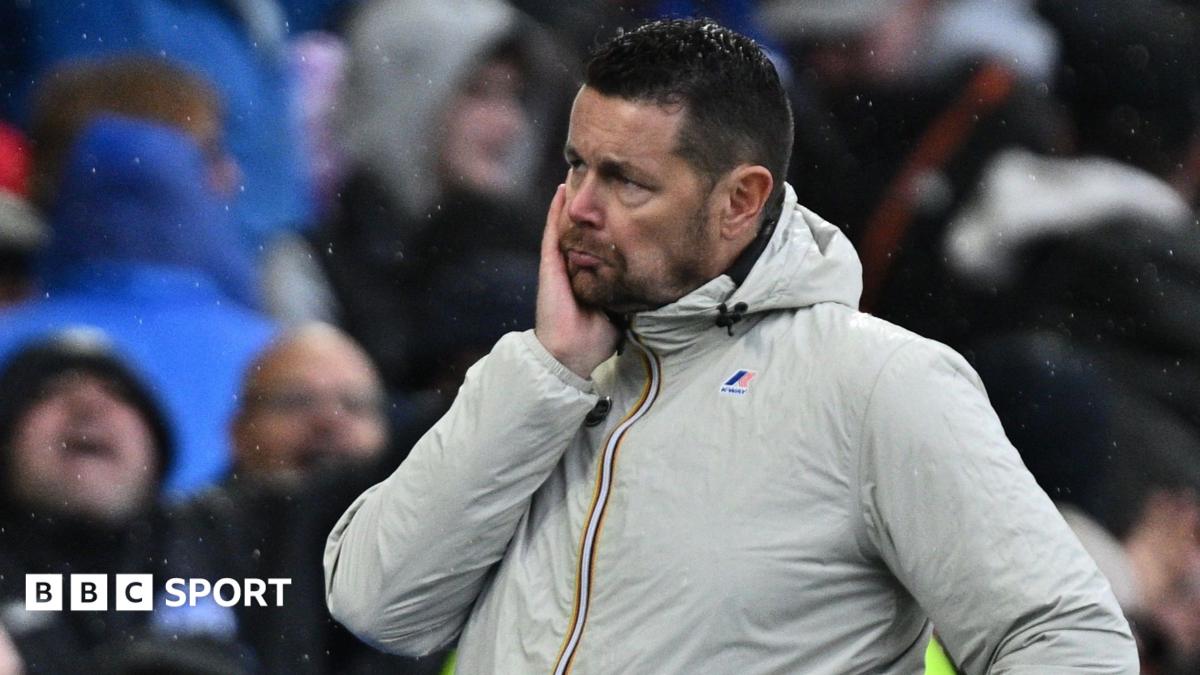Pierre Sage Under Pressure: Crystal Palace Manager Fighting to Keep Job After Brighton Thrashing