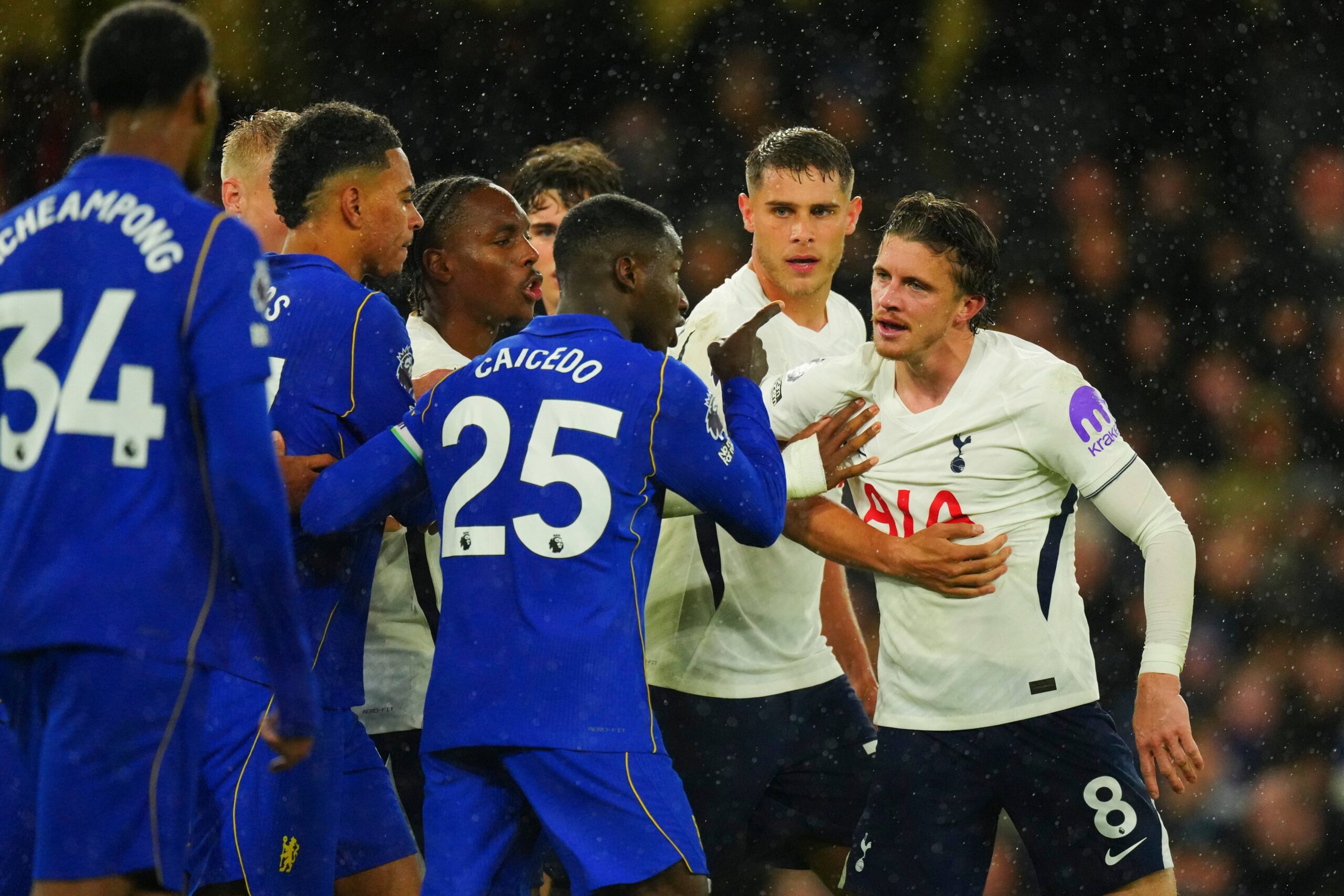 Chelsea 0:2 Tottenham: Penders-Fehler und Palmers Platzverweis