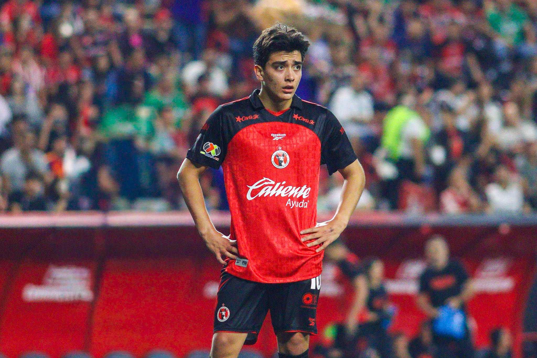 Arsenal plant Blitz-Transfer von Mexico-Juwel Gilberto Mora